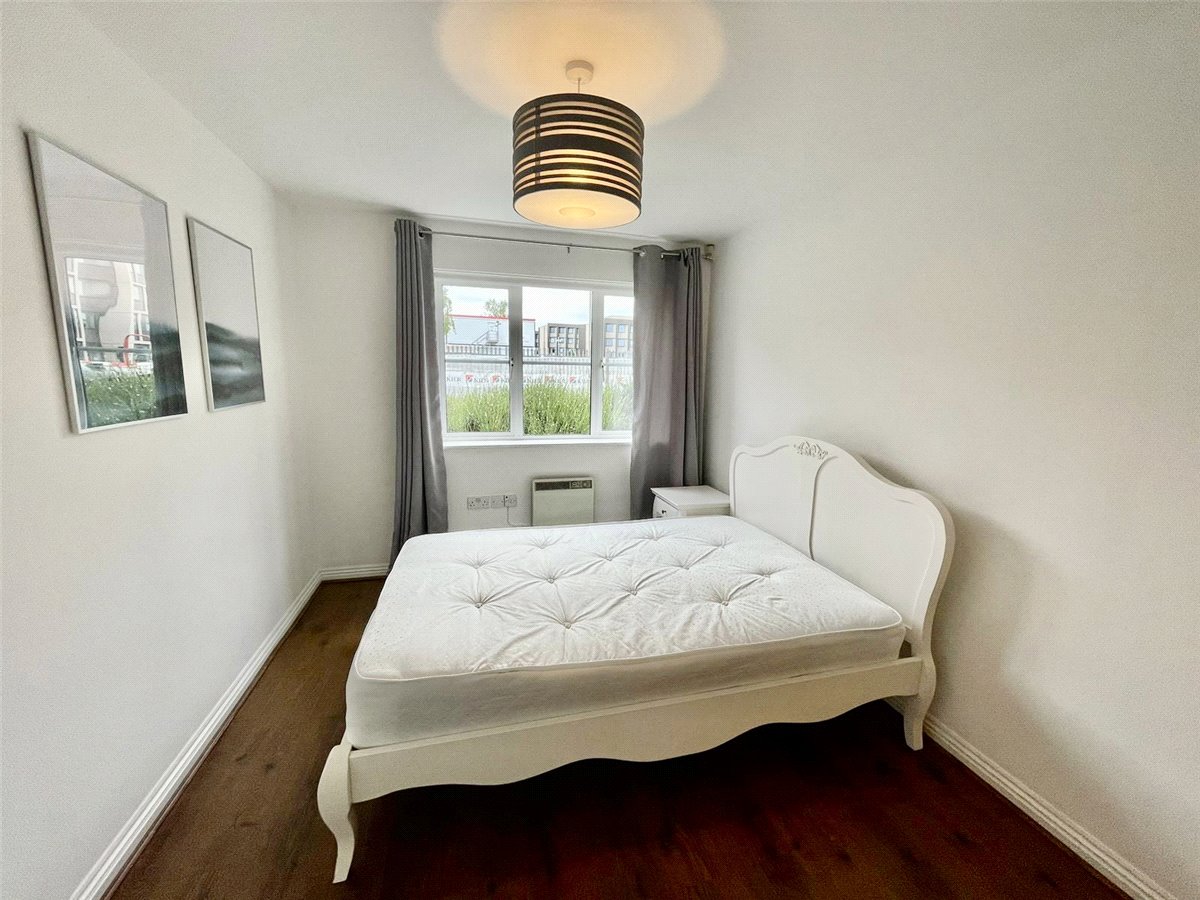 2 bedroom Flat, Rowland Hill Court, Osney Lane, OX1 - , Image 3