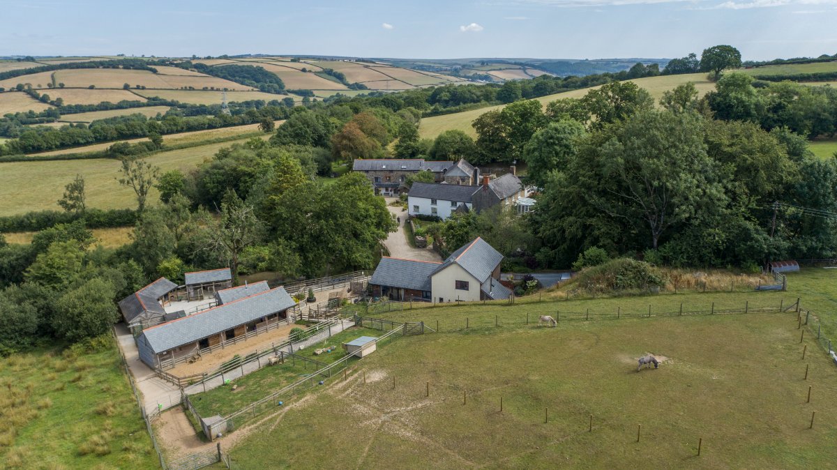 5 bedroom House, Holiday Cottage Complex, South Molton, EX36 - Available, Image 1