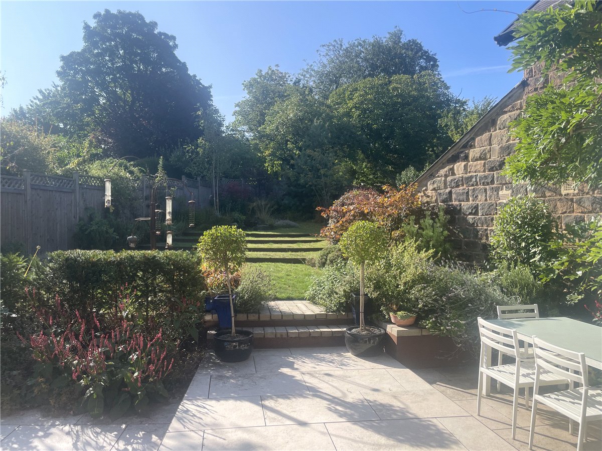 5 bedroom House, Kent Road, Harrogate, HG1 - Available, Image 2