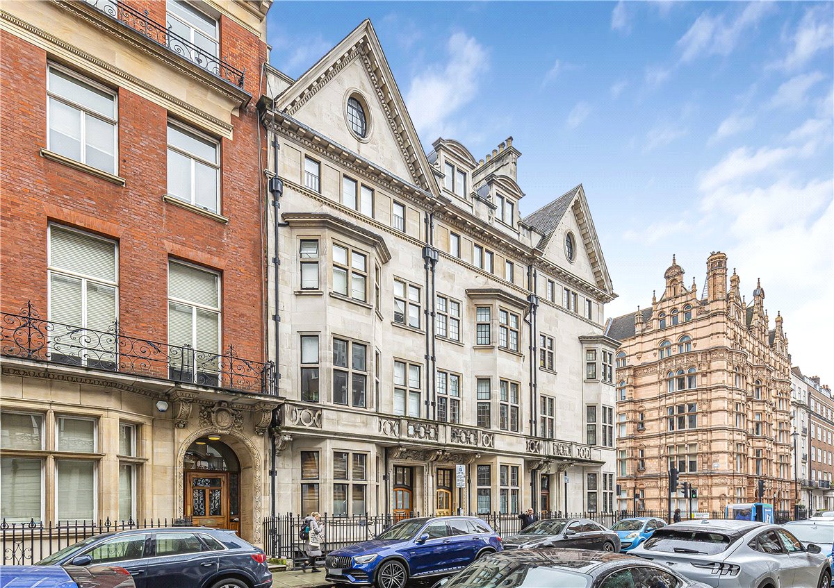3 bedroom Maisonette, Wimpole Street, Marylebone, W1G - Let Agreed, Image 2