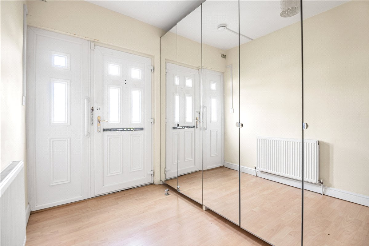 3 bedroom Bungalow, Islip Gardens, Northolt, UB5 - Sold, Image 10