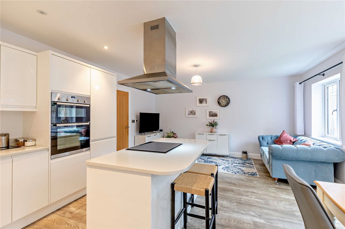 5 bedroom House, The Dolmans, Shaw, RG14 - Sold STC, Image 12