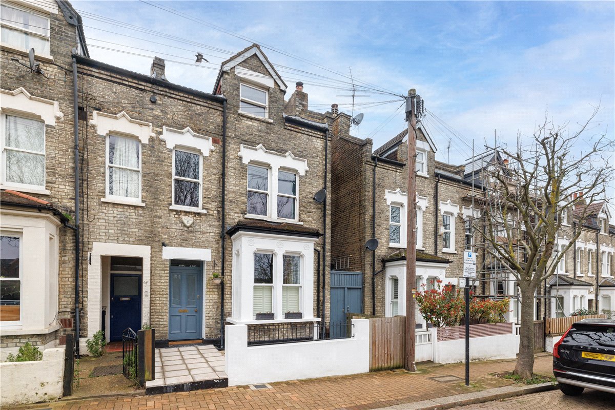 2 bedroom Flat, Birdhurst Road, London, SW18 - Available, Image 25