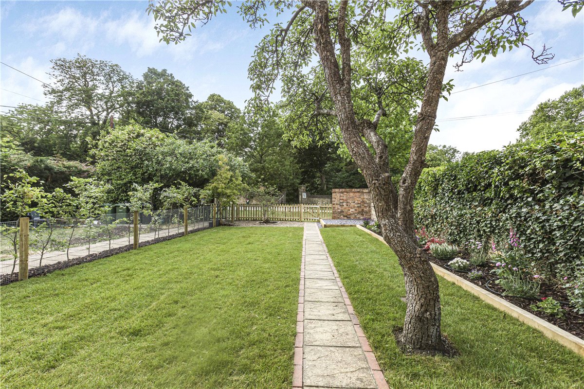 2 bedroom Cottage, The Green, Sutton Courtenay, OX14 - Sold, Image 18