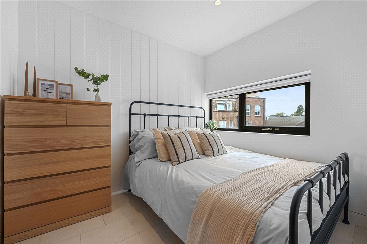 3 bedroom Flat, Latitude House, Oval Road, NW1 - Available, Image 16