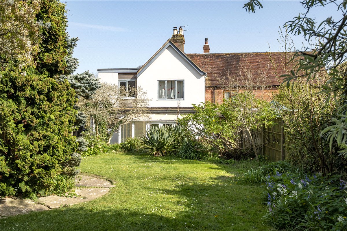3 bedroom House, Trampers Lane, North Boarhunt, PO17 - Sold STC