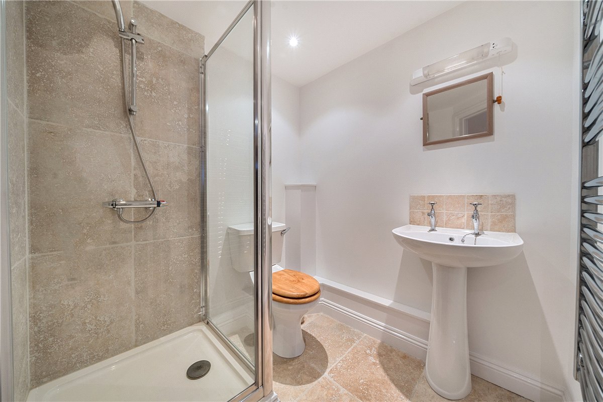 1 bedroom House, George Lane, Marlborough, SN8 - Available, Image 2