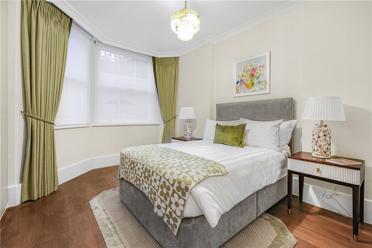 3 bedroom Flat, Holland Park, London, W11 - Available, Image 18