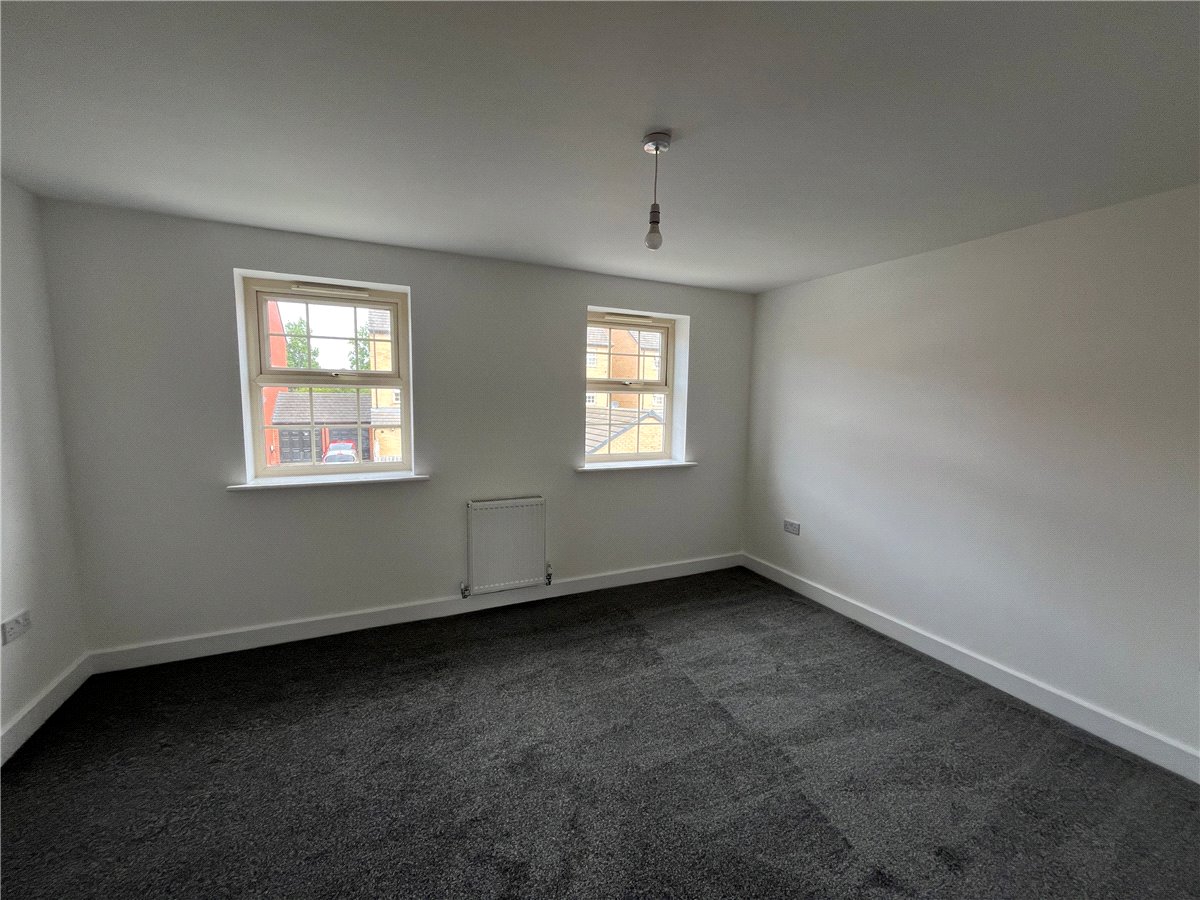 3 bedroom House, Comelybank Drive, Mexborough, S64 - Available, Image 3