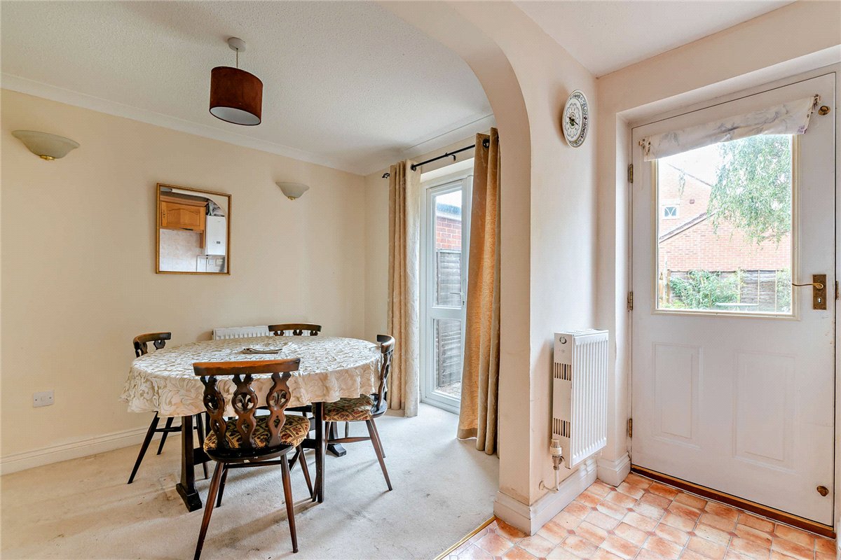 3 bedroom House, Horseshoe End, Newbury, RG14 - Sold STC, Image 5