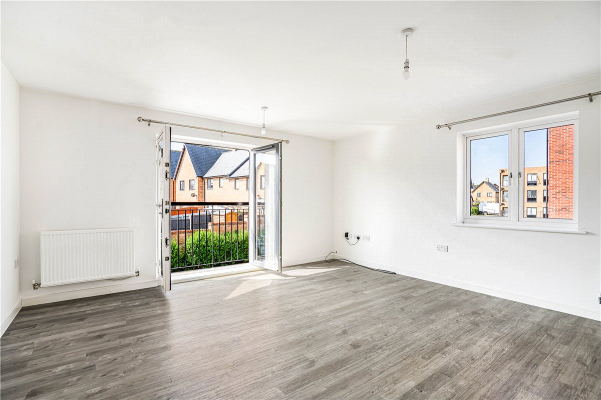 2 bedroom Flat, Vaynol Way, Whitehouse, MK8 - Available, Image 7