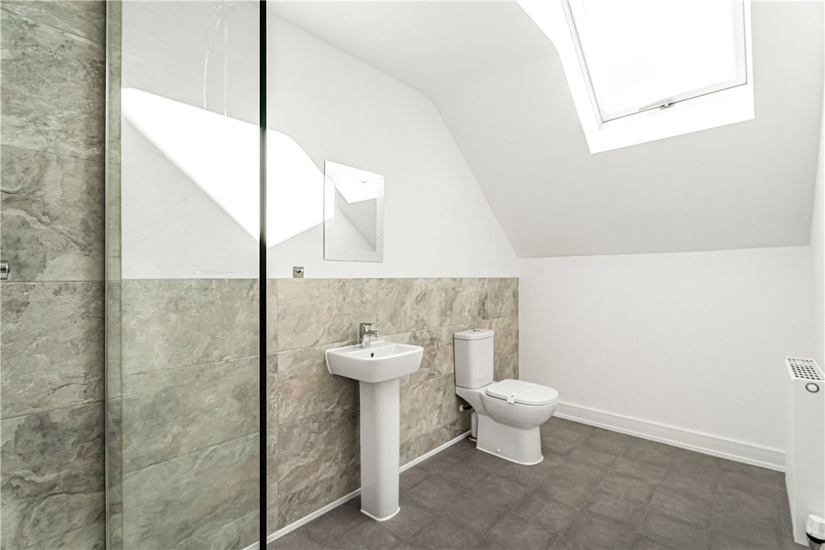 3 bedroom House, Dragonfly Crescent, Biddenham, MK40 - Available, Image 4