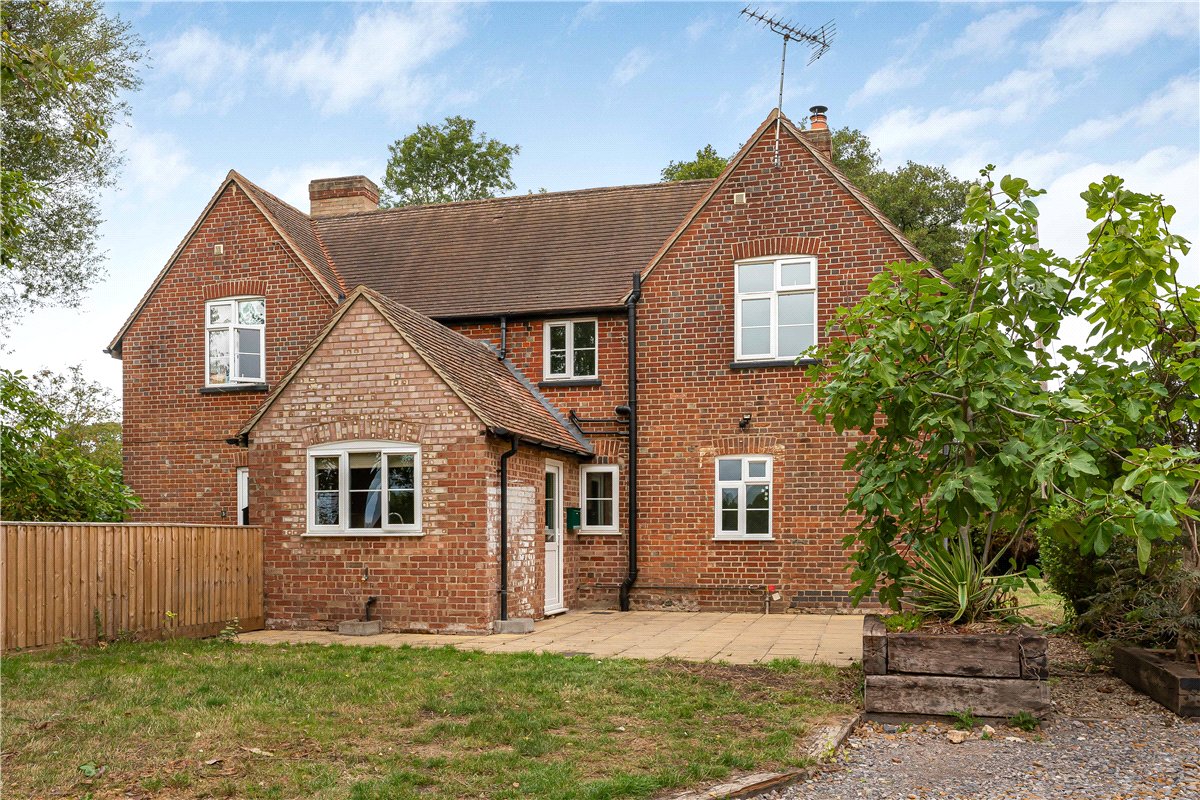 2 bedroom House, Little Baldon, Nuneham Courtney, OX44 - Available