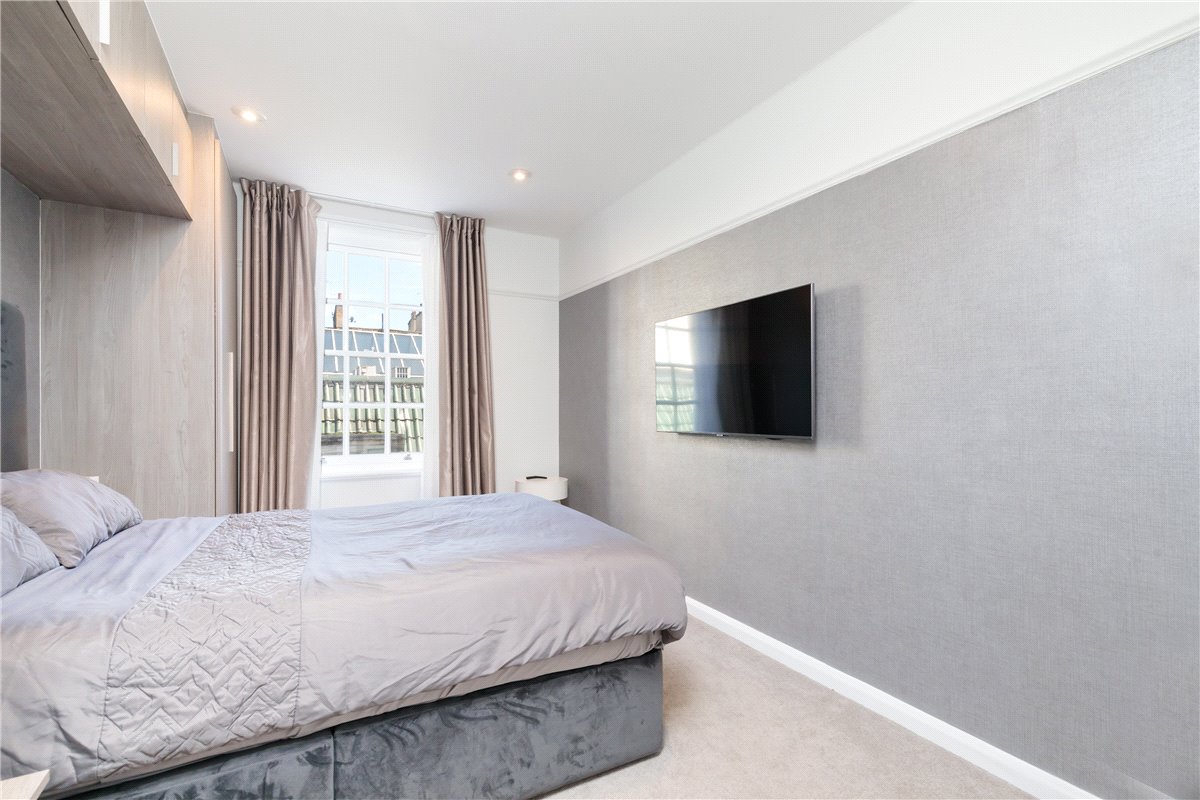 3 bedroom Flat, Seymour Place, Marylebone, W1H - Available, Image 17