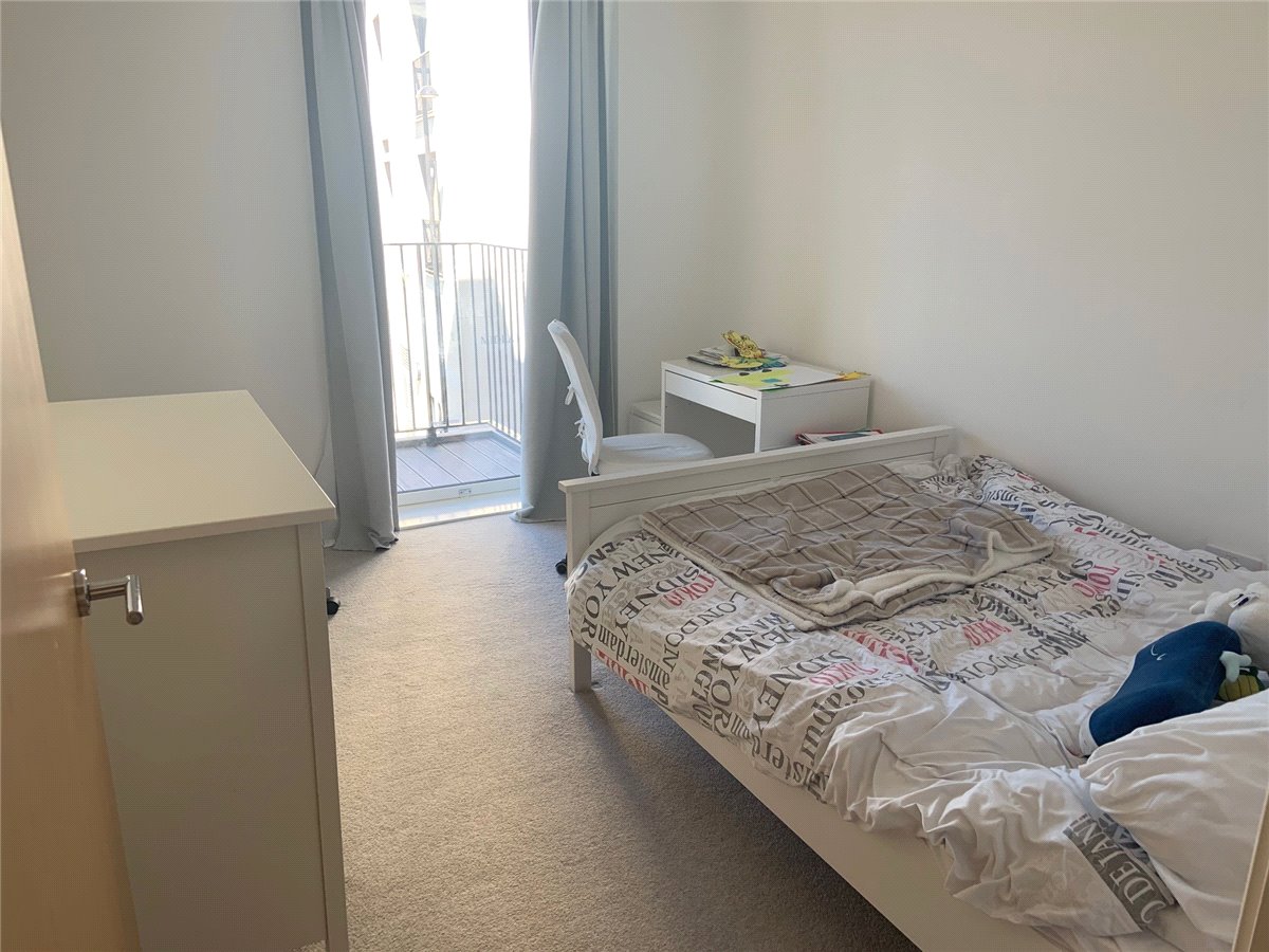 2 bedroom Flat, Midland Road, Bath, BA2 - , Image 6