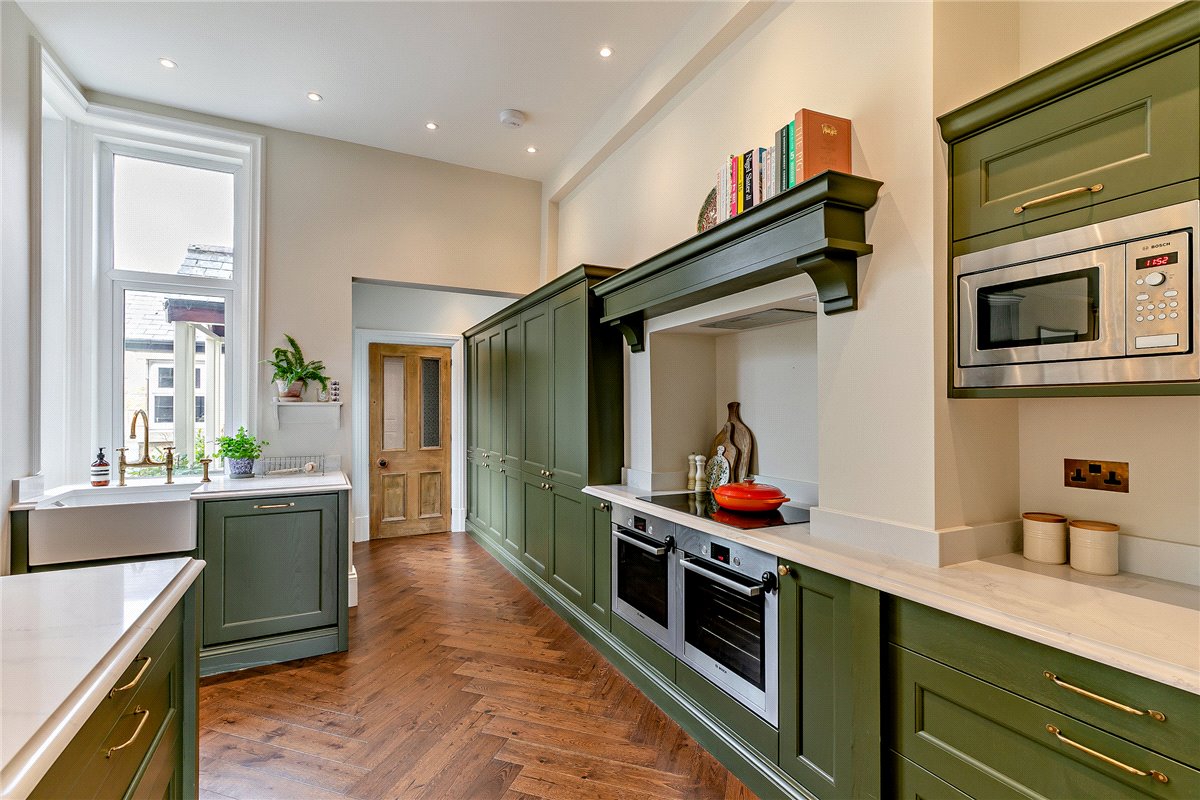 6 bedroom House, Crag Lane, Huby, LS17 - Sold, Image 10