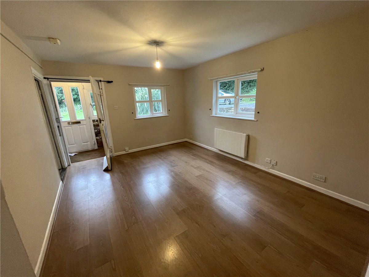 3 bedroom House, Hermitage, Thatcham, RG18 - Available, Image 6