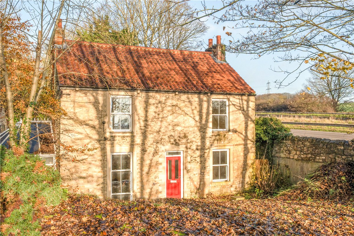 3 bedroom Cottage, Bannister Lane, Skelbrooke, DN6 - Available