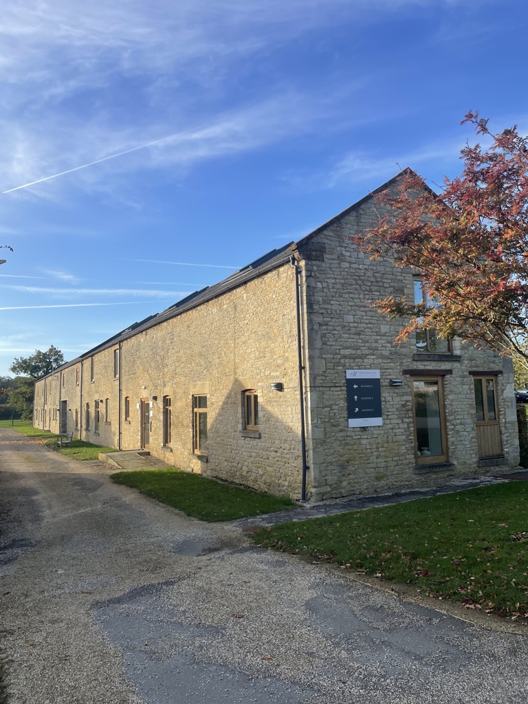 522 to 885 Sq Ft, Building B, Kidlington, OX5 - Available, Image 1
