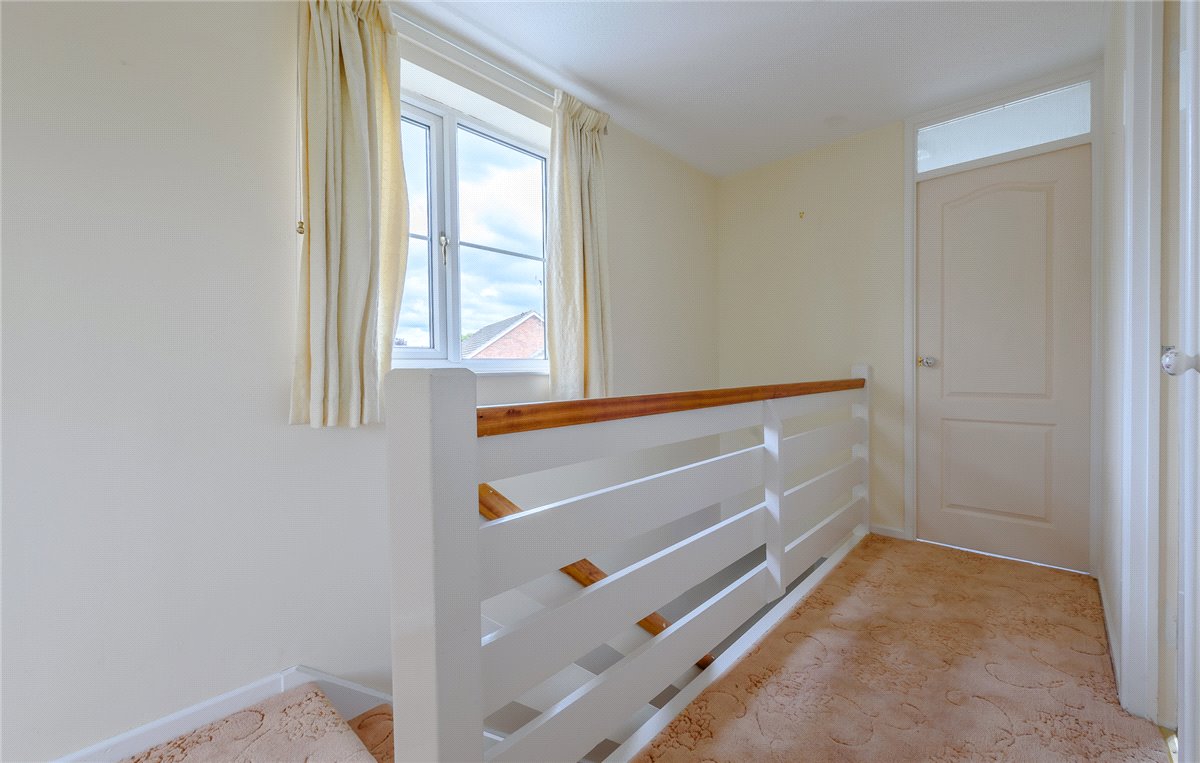 3 bedroom House, Lawrence Mead, Kintbury, RG17 - Sold, Image 2