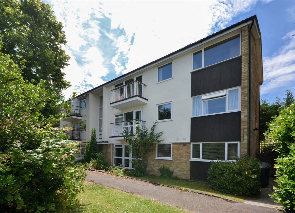 3 bedroom Flat, Lingholme Close, Cambridge, CB4 - Sold STC, Image 2