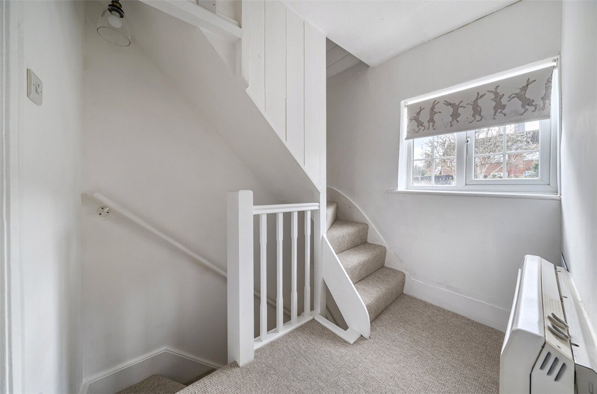 2 bedroom House, London Road, Marlborough, SN8 - Sold, Image 5