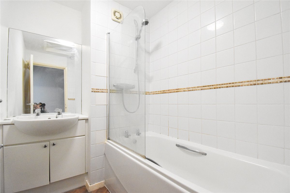 2 bedroom Flat, Albemarle Way, Cambridge, CB4 - Let Agreed, Image 6