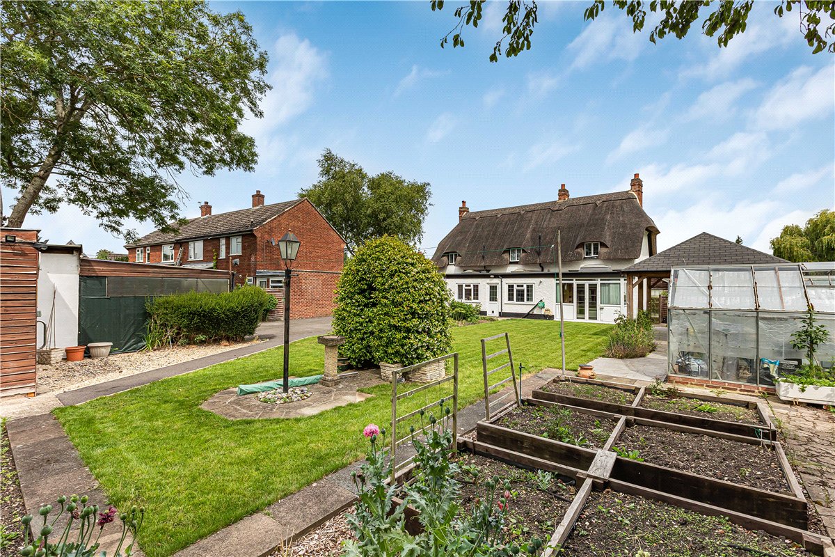4 bedroom Cottage, High Street, Sutton Courtenay, OX14 - Available, Image 19