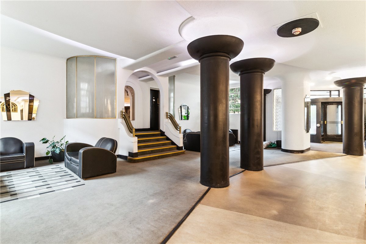1 bedroom Flat, Balham High Road, London, SW17 - , Image 5