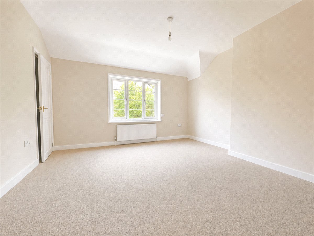 2 bedroom House, Spring Gardens, Alresford, SO24 - Available, Image 7