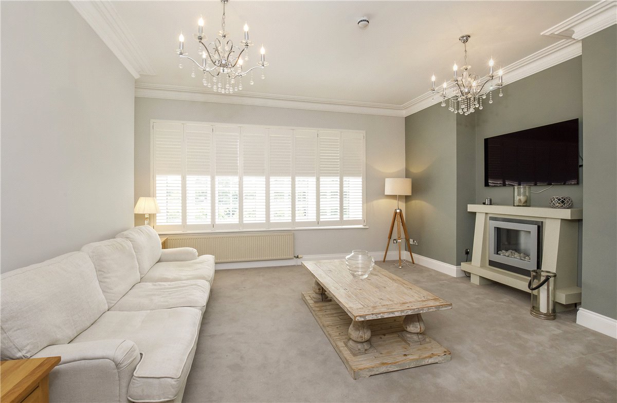 2 bedroom Flat, Kent Road, Harrogate, HG1 - Available, Image 15