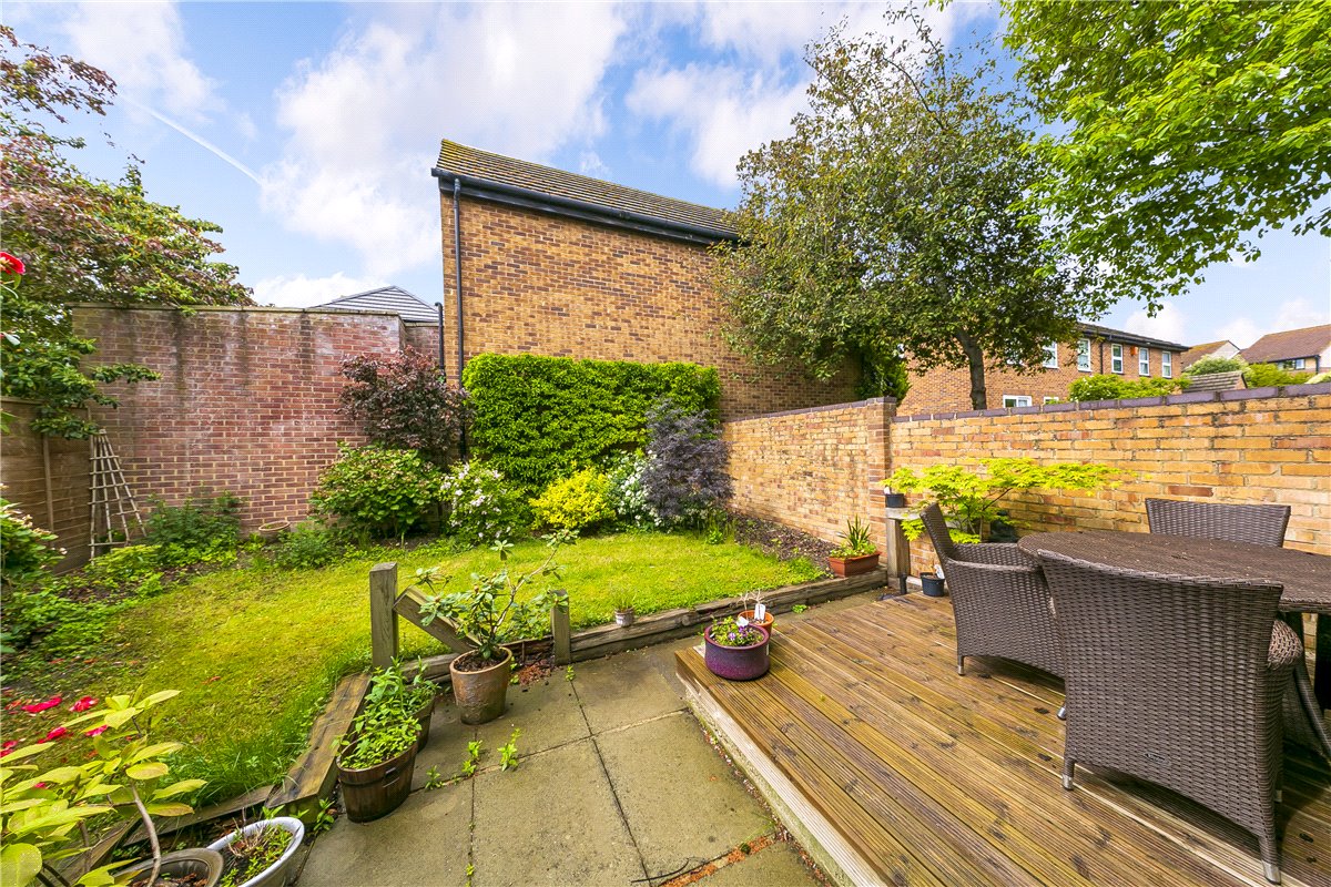 4 bedroom House, Thamesgate Close, Richmond, TW10 - Available, Image 5
