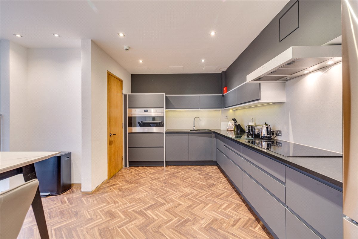 4 bedroom House, Cheval Place, Knightsbridge, SW7 - Available, Image 16