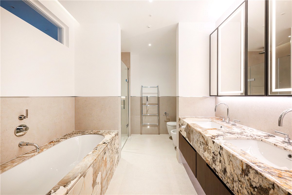 3 bedroom House, Charles Street, London, W1J - Available, Image 19