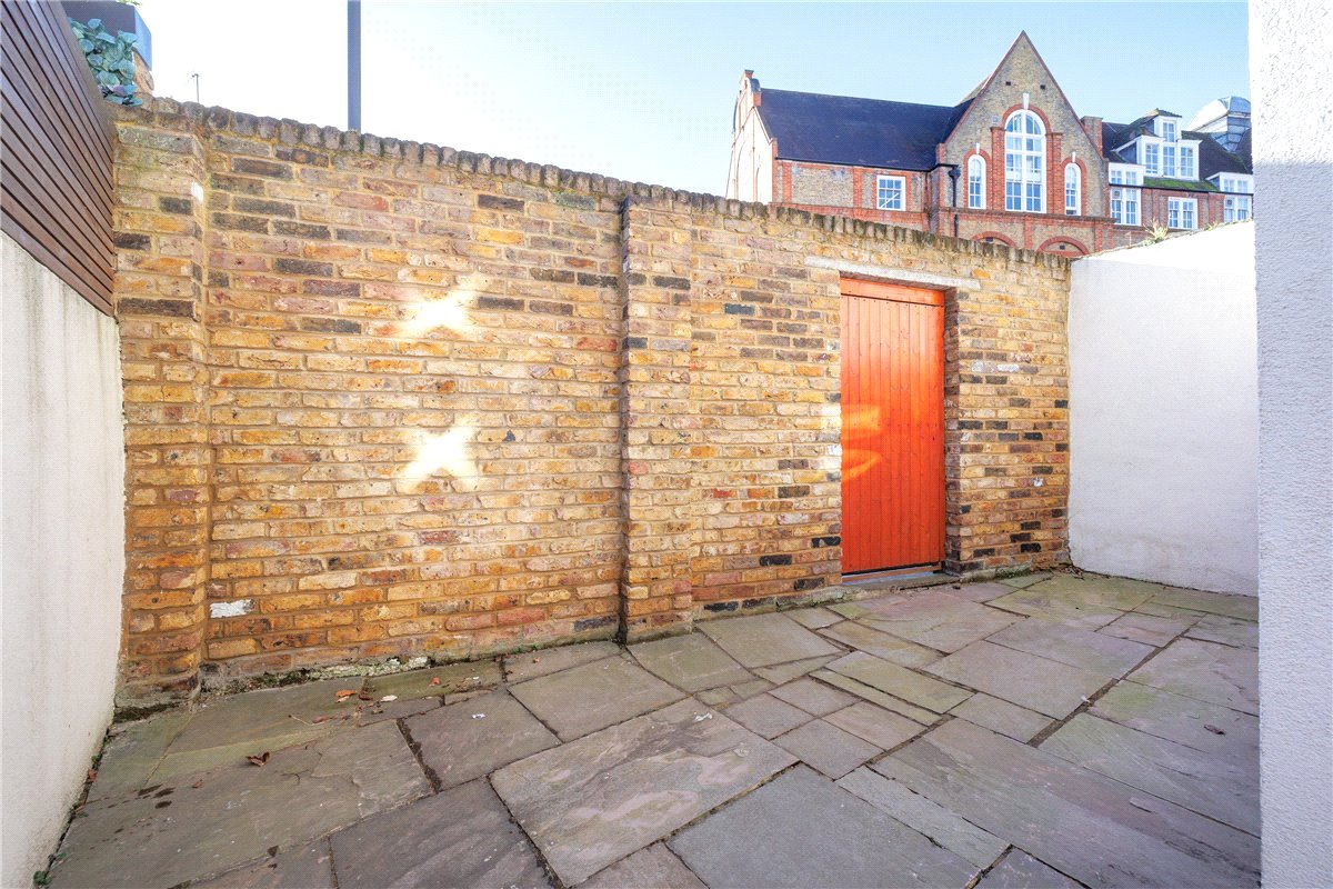 2 bedroom Flat, St Andrews Road, London, W14 - Sold, Image 8
