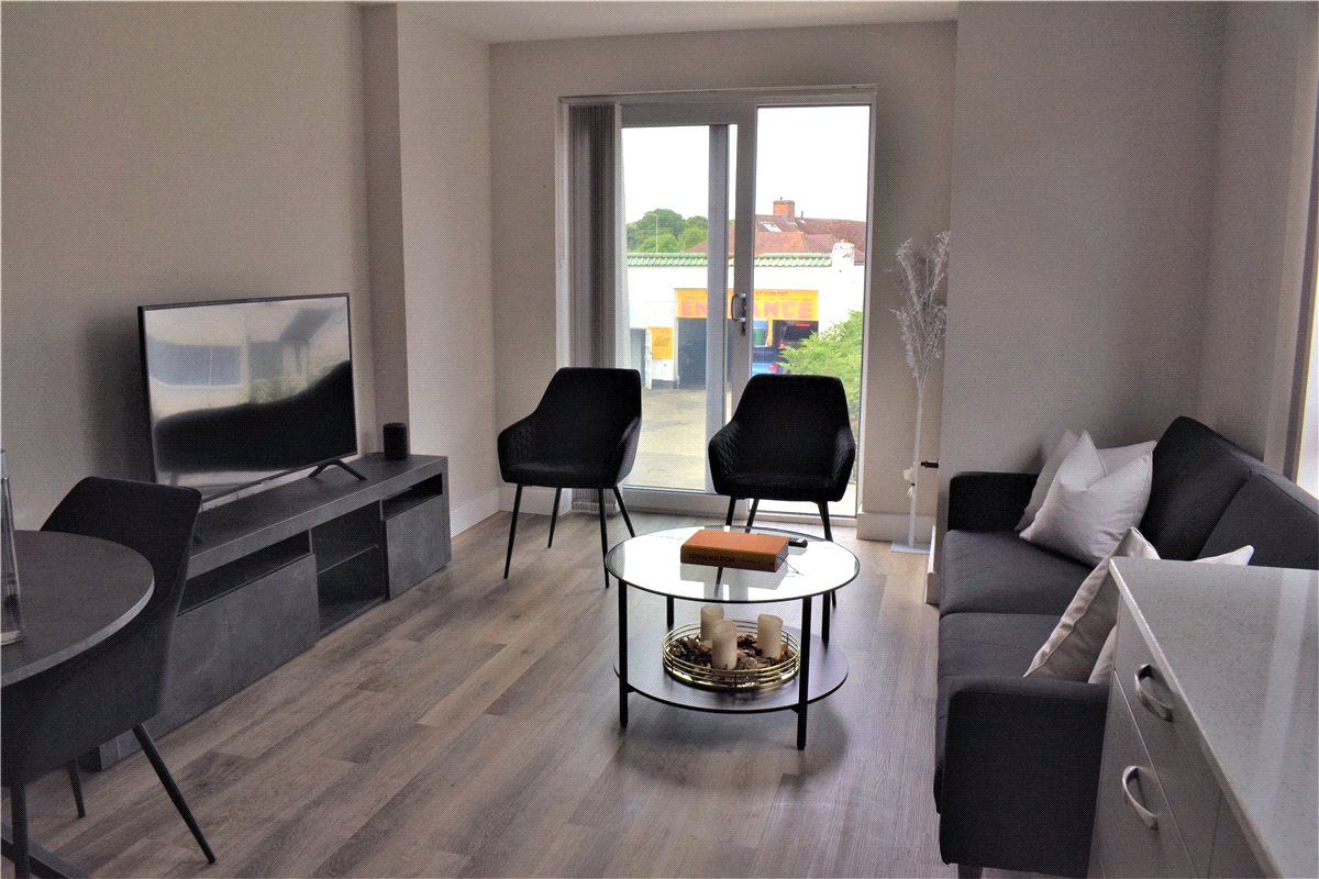 1 bedroom Flat, Steel Close, Newtown Road, RG14 - Available, Image 4