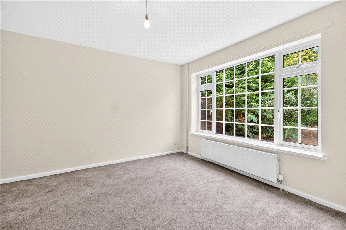 4 bedroom House, Cromwell Lane, Burton Green, CV8 - Let Agreed, Image 2