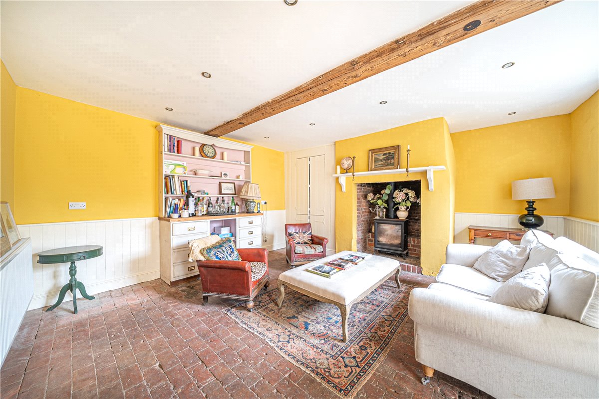 5 bedroom House, East Street, Hambledon, PO7 - Sold STC, Image 3