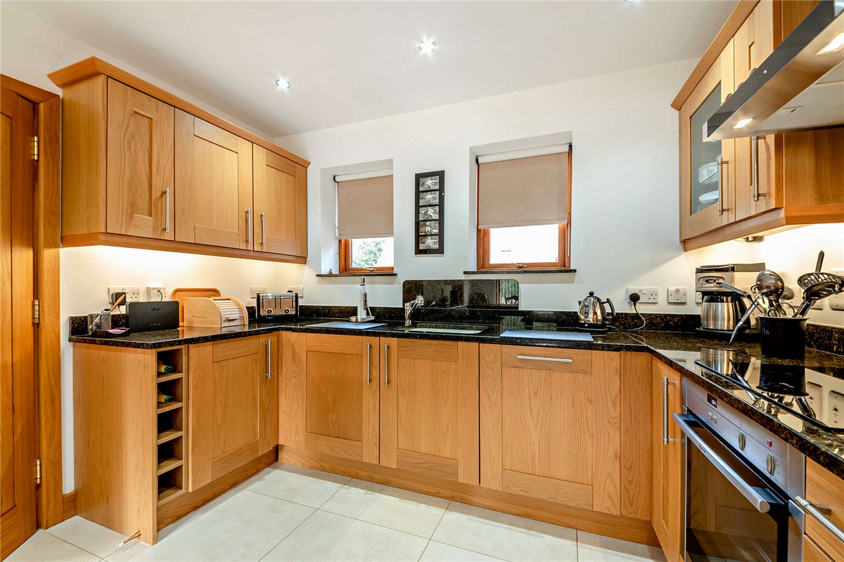2 bedroom House, Lambourn Road, Speen, RG20 - Available, Image 3