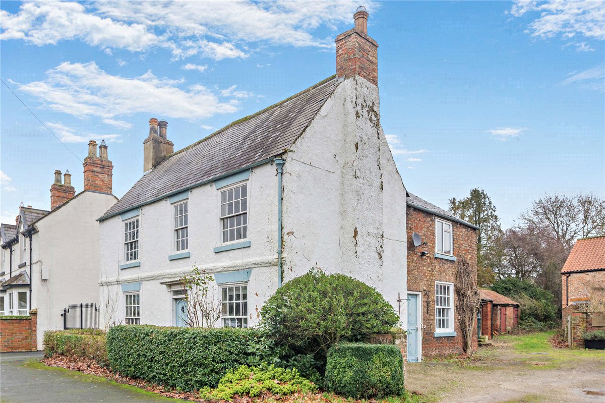 4 bedroom House, The Green, Kirklington, DL8 - Available, Image 6