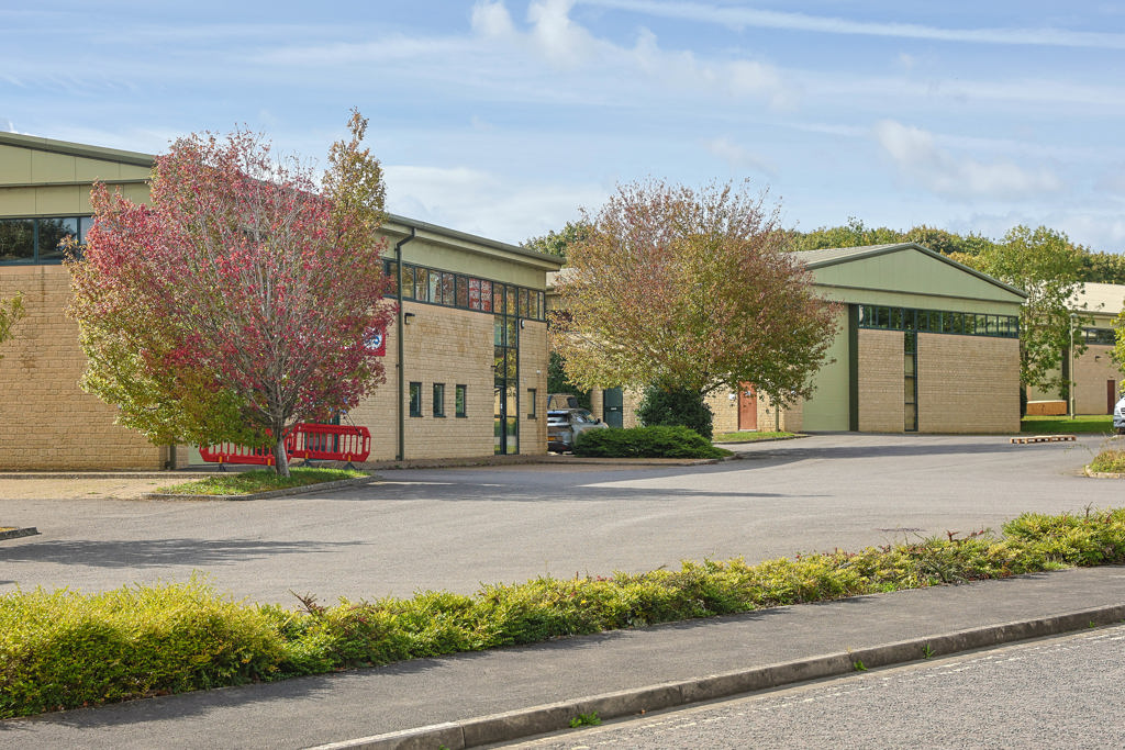 5154 to 40375 Sq Ft, West Oxfordshire Business Park, Carterton, OX18 - Available