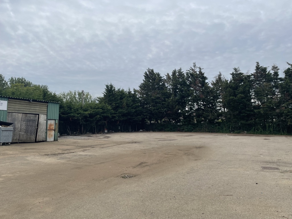 1.49 acres, Bugle Nurseries Upper Halliford Road, Shepperton, TW17 - Available, Image 5