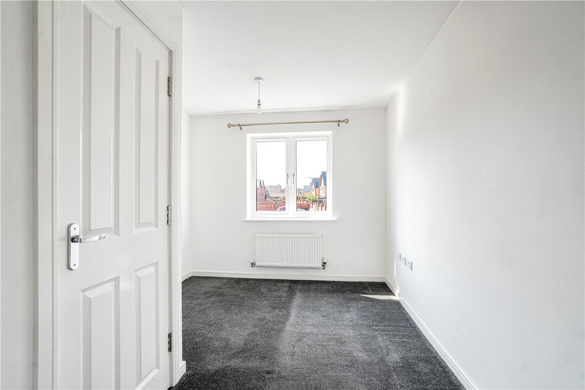 2 bedroom Flat, Vaynol Way, Whitehouse, MK8 - Available, Image 11