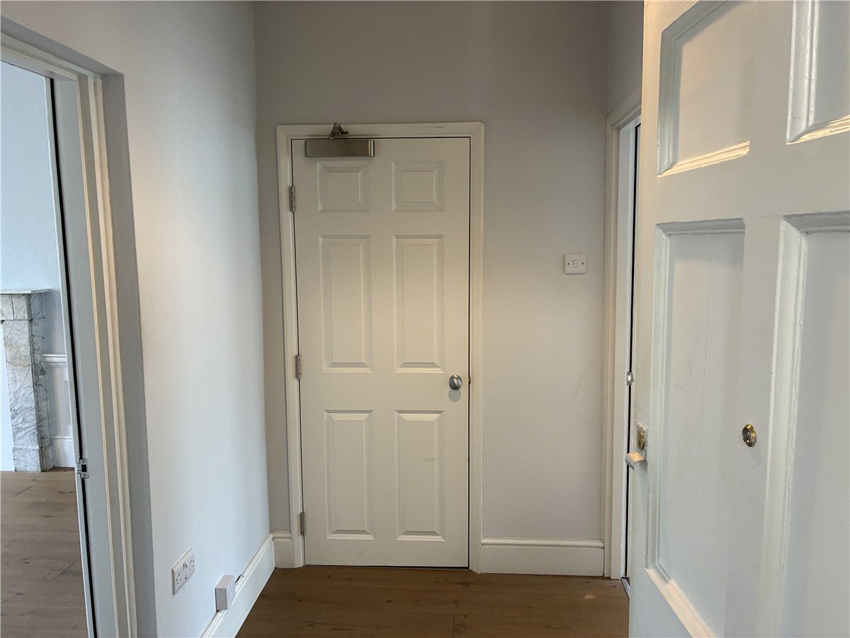 1 bedroom Flat, Westgate Buildings, Bath, BA1 - , Image 1