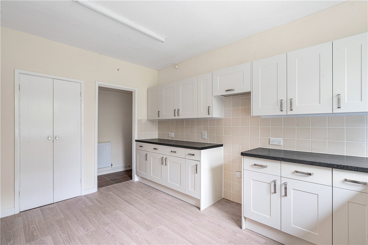 4 bedroom House, Warborough Road, Letcombe Regis, OX12 - Available, Image 5