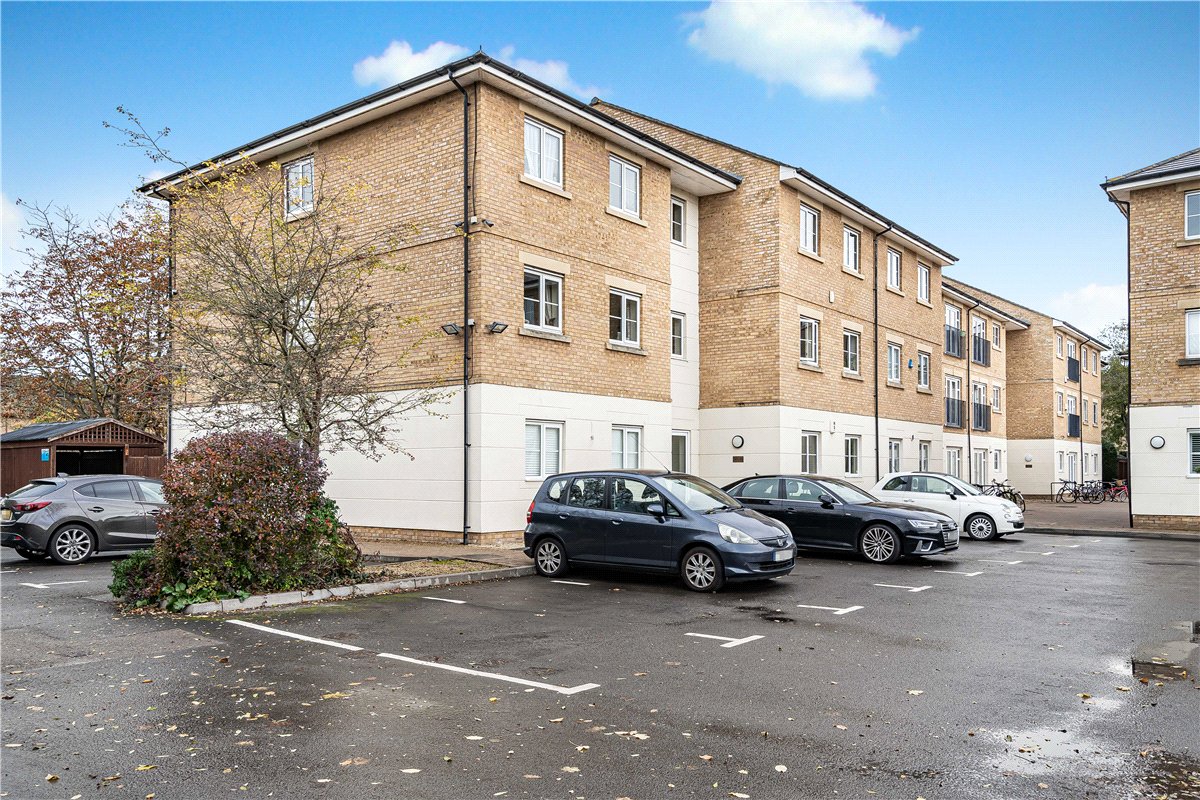 2 bedroom Flat, Long Ford Close, Oxford, OX1 - Sold STC, Image 2