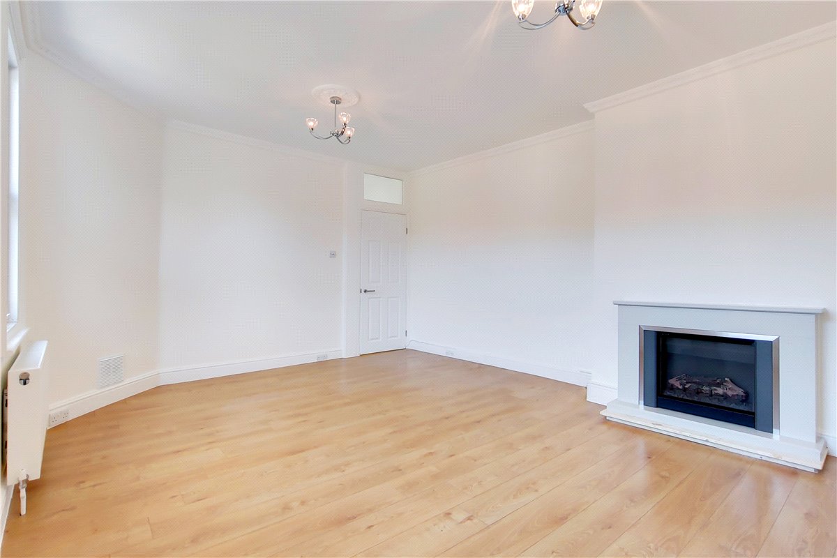 3 bedroom Flat, Kenyon Street, Fulham, SW6 - 