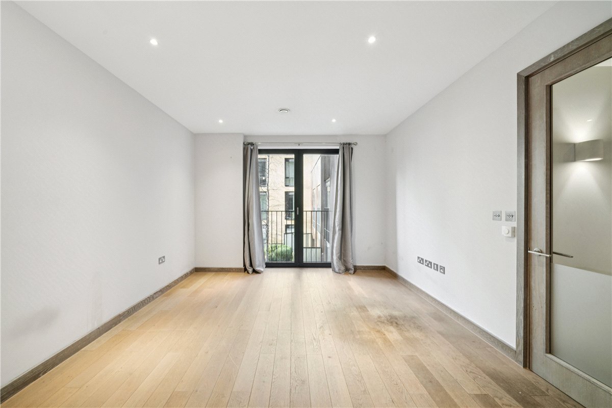 0 bedroom Flat, Chivers Passage, London, SW18 - Available, Image 12