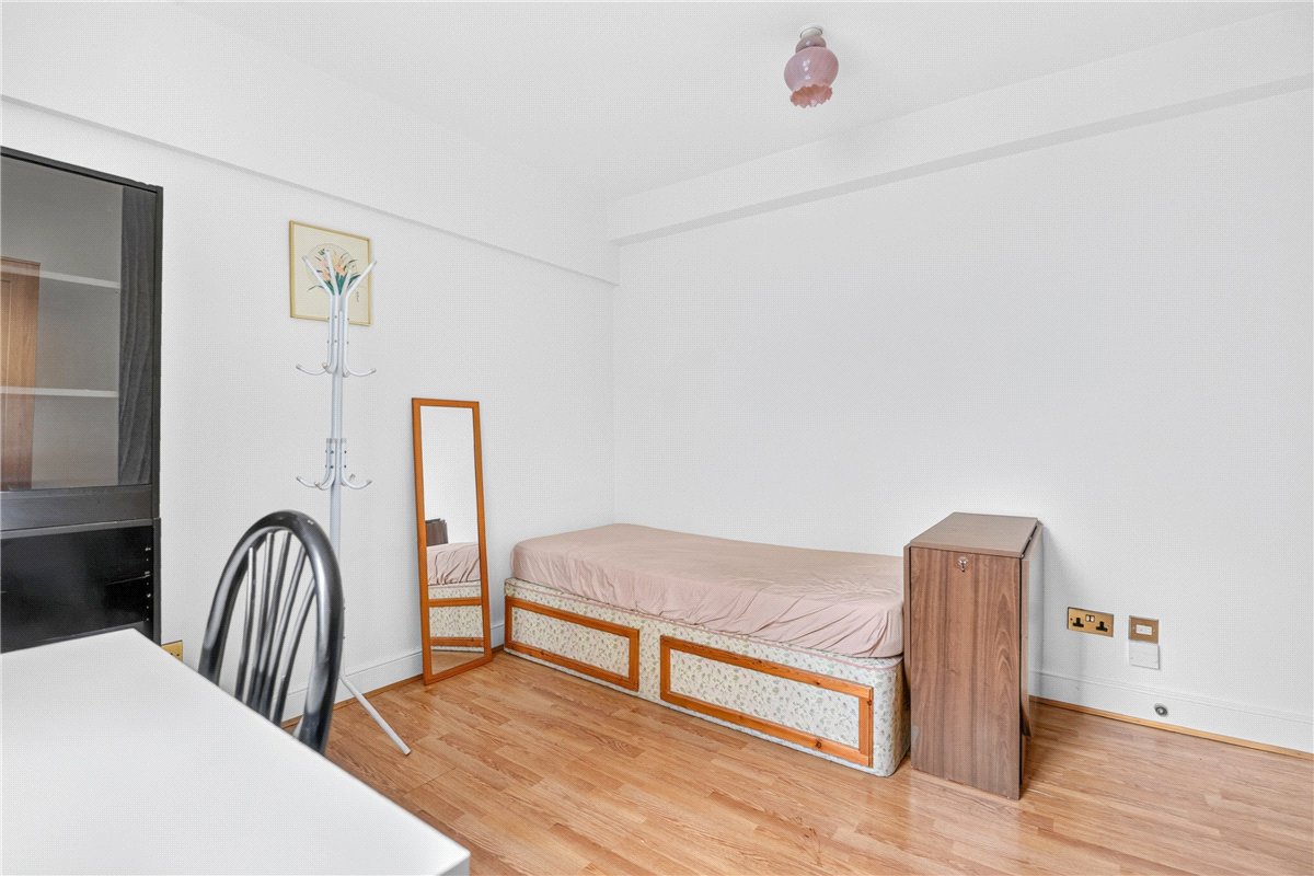 1 bedroom Flat, Chelsea Cloisters, Sloane Avenue, SW3 - Available, Image 9
