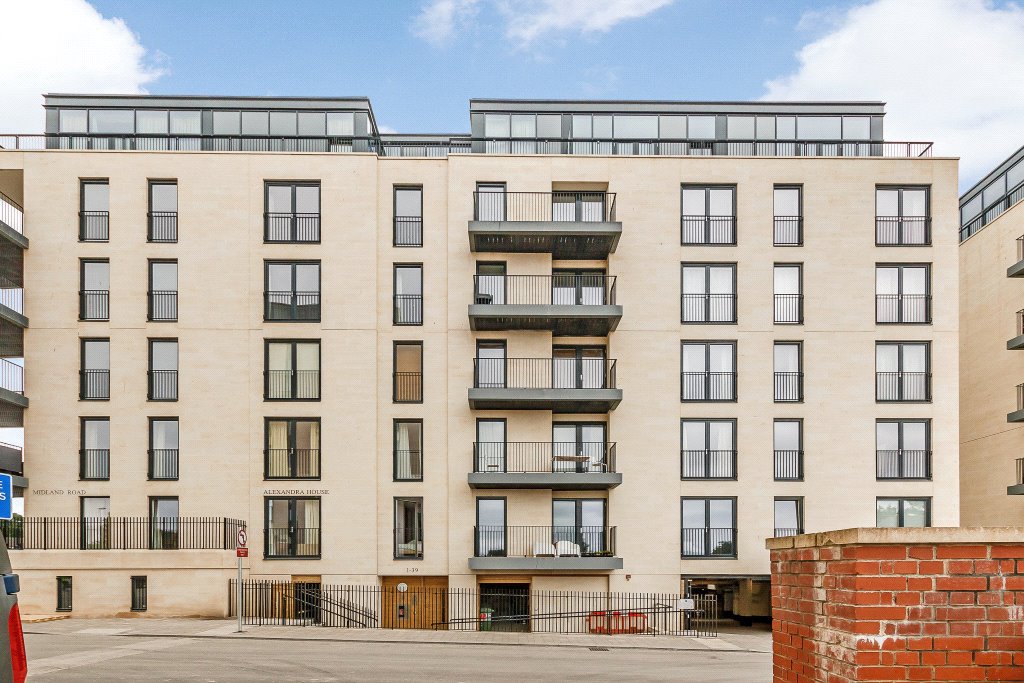 2 bedroom Flat, Midland Road, Bath, BA2 - , Image 1